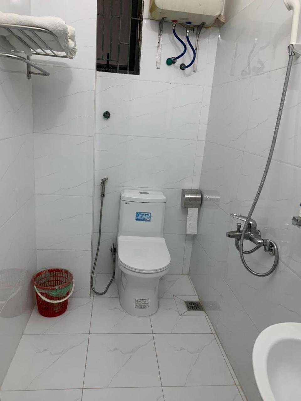 הלונג Quynh Yen Hotel מראה חיצוני תמונה