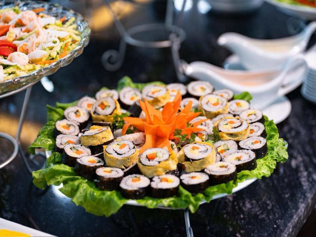 הלונג Quynh Yen Hotel מראה חיצוני תמונה