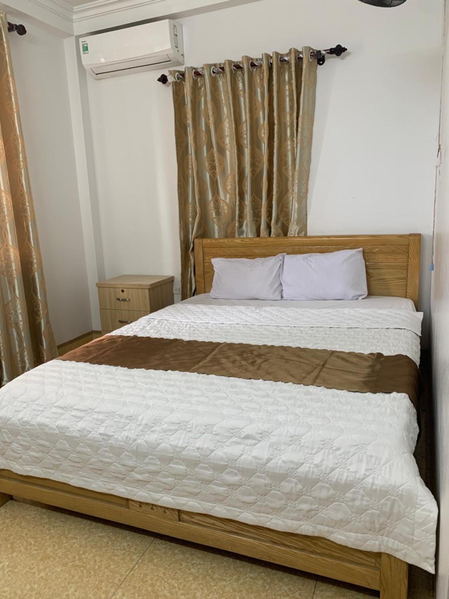 הלונג Quynh Yen Hotel מראה חיצוני תמונה